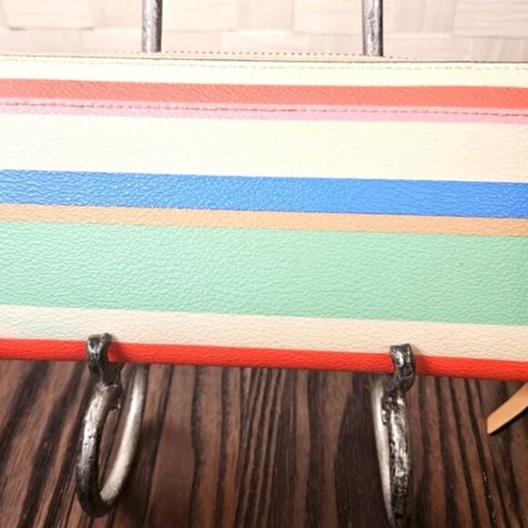 Kate Spade New York Neda Grove Street Dune Stripe Leather Zip Around Wallet EUC - Picture 5 of 11